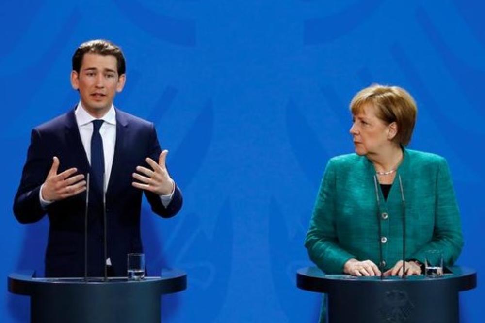 STIGLE PACKE IZ NEMAČKE: Austrija na meti kritika nemačkih političara zbog  odbijanja da protera ruske diplomate!