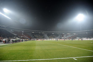 UEFA OPET KAZNILA ZVEZDU: Crveno-beli plaćaju 31.000 evra zbog navijača