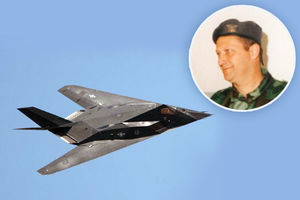 On je LANSIRAO RAKETE NA F-117! Potpukovnik Senad Muminović KONAČNO razotkriva: Ko sve prisvaja slavu, a ko je STVARNO SRUŠIO STELT!