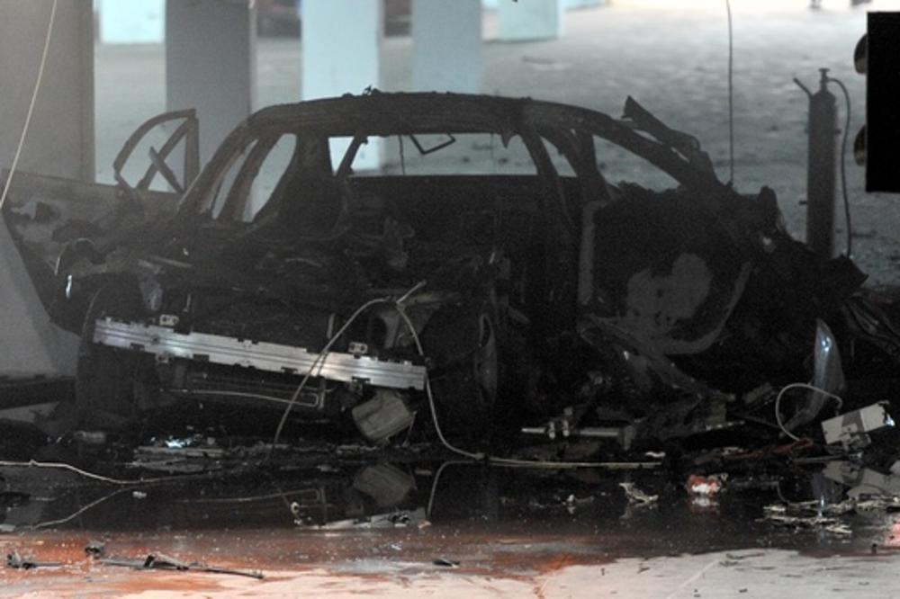 (VIDEO) NOVI DETALJI LIKVIDACIJE U PODGORICI: Bomba stavljena pod automobil, eksplozija aktivirana daljinskim upravljačem?