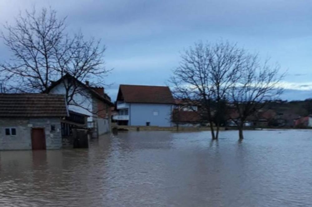 BIHAĆ U PANICI: Nivo Une na kritičnoj tački i još raste! I Sana nadire!