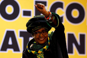BILA JE SIMBOL BORBE PROTIV APARTHEJDA: Vini Mandela preminula u 82. godini