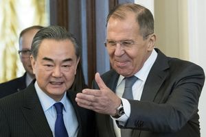 LAVROV I JI U MOSKVI: Kina i Rusija zajedničkim snagama protiv američke dominacije u svetu