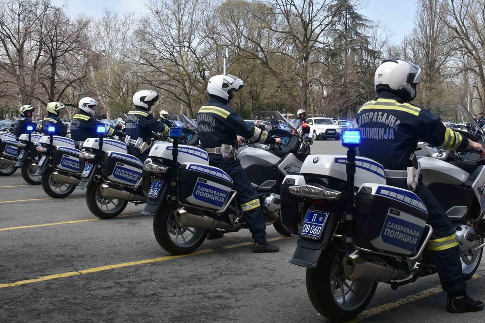 (FOTO) SAOBRAĆAJNA POLICIJA DOBILA NOVE MOTOCIKLE: 20 patrolnih mašina za efikasniju kontrolu saobraćaja