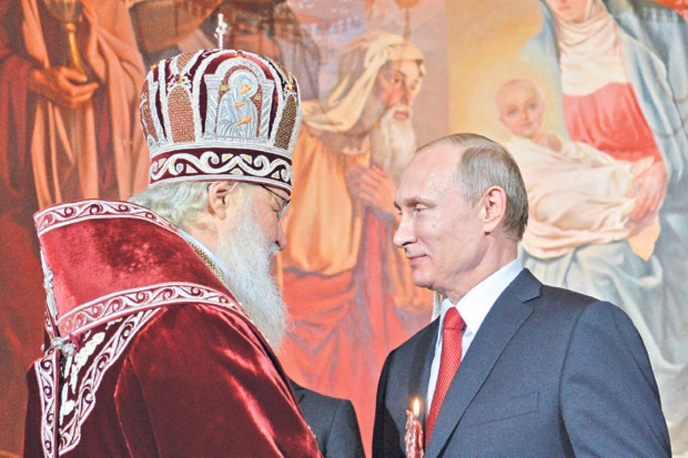 TRADICIJA: Putinovo pričešće u hramu u Moskvi
