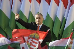 SOROŠ MU JE NAJVEĆI NEPRIJATELJ, A NA NAŠOJ GRANICI PODIGAO JE OGRADU: Evo ko je Viktor Orban i šta bi Srbija mogla da dobije ako bude ponovo izabran!