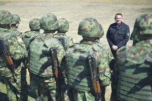 PUCNJAVA: Srpski vojnici usred sukoba u Africi!