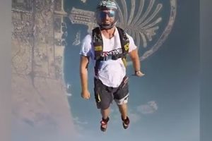 (VIDEO) DA LI JE OVO MOGUĆE: Evo kako zaista izgleda skok iz aviona sa nekoliko hiljada metara!