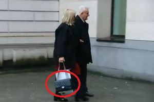 (VIDEO) MODNI DETALJ ZA KOJIM ŽUDE TRENDSETERKE: Supruga Ivice Todorića na suđenje došla s torbicom od 5.000 $