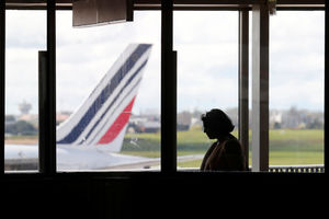 ŠTRAJK IH VEĆ KOŠTAO 200 MILIONA EVRA: Zbog protesta u Francuskoj, kompanija otkazala trećinu letova!