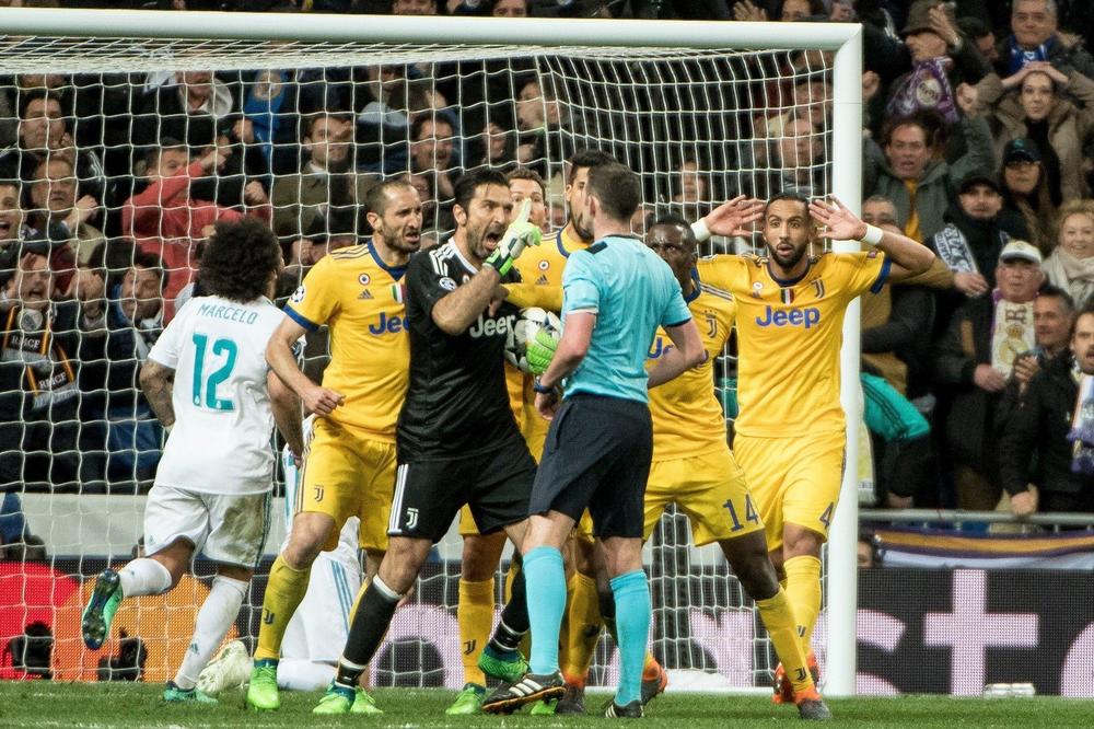 BURA SE NE STIŠAVA! Većina misli da je Juventus pokraden, ali pogledajte OVU fotografiju!