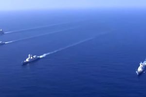(VIDEO) KINA POKRENULA FLOTU: Ovo je moćna Đinpingova mornarica, zbog koje  je američki admiral dao hitno upozorenje!