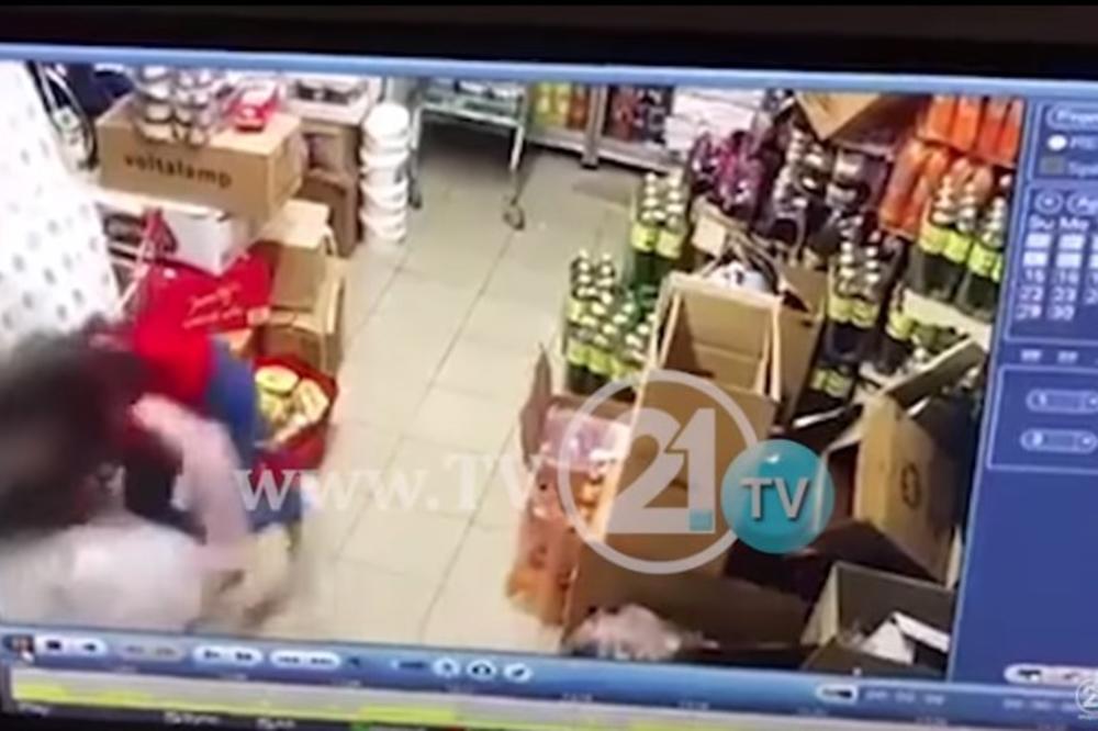 (UZNEMIRUJUĆI VIDEO) STRAVIČAN NAPAD U SKOPLJU: Uleteo u prodavnicu i upucao bivšu devojku!