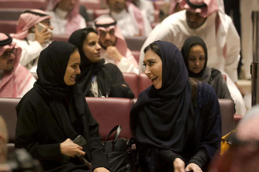 ISTORIJSKA ODLUKA: Saudijska Arabija dozvolila ženama da putuju samostalno! Više im nije potrebna dozvola muškarca!
