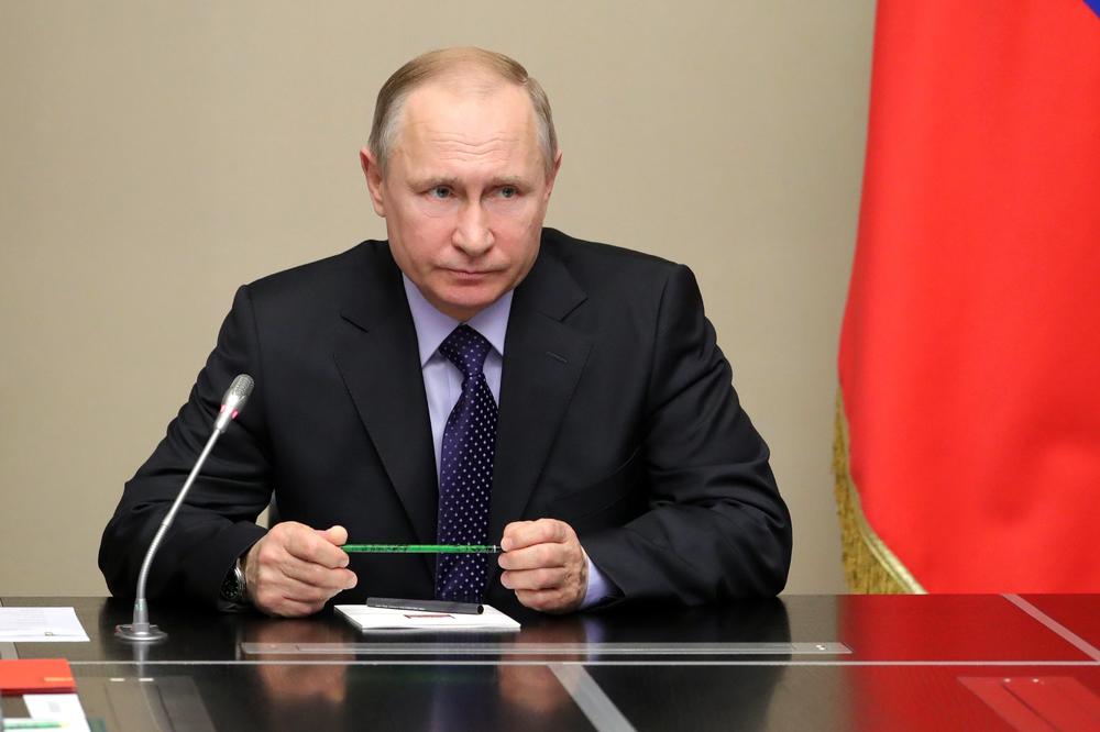 KREMLJ OBJAVIO SPISAK ZARADA: Evo kolika je Putinova plata