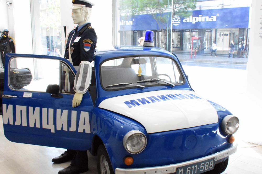(FOTO) U NJEMU SU POLICAJCI NEKADA JURILI ZA KRIMINALCIMA: Fića eksponat sa izložbe o istoriji policije