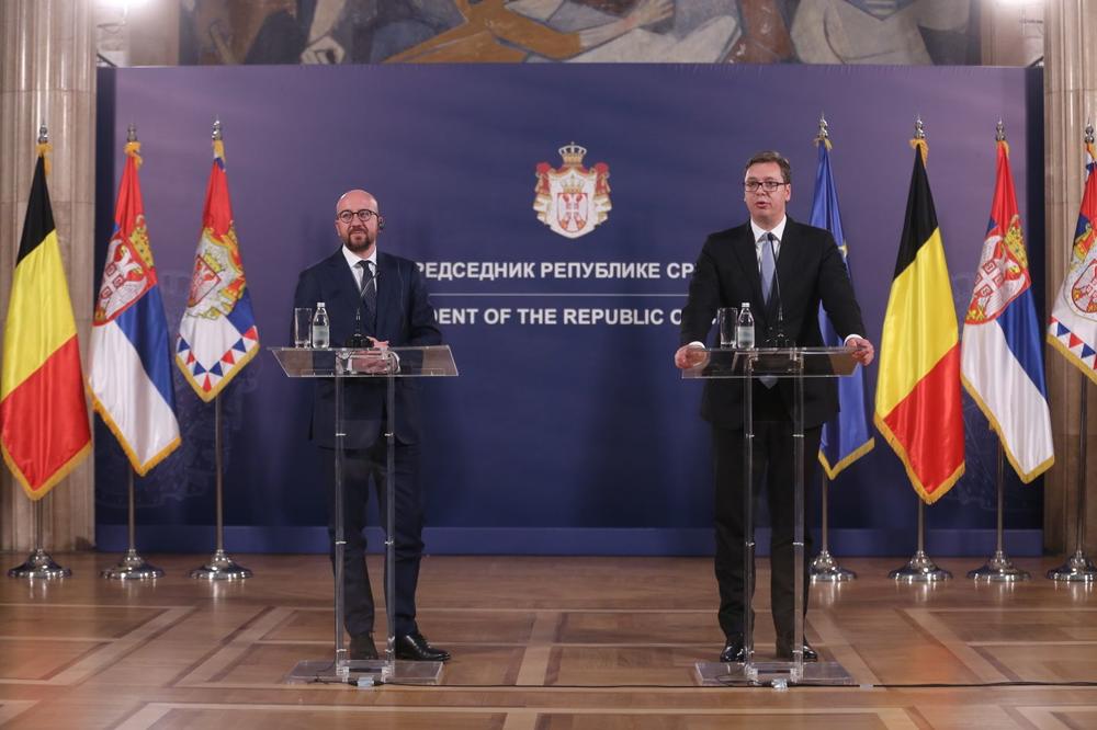 (KURIR TV) KONFERENCIJA NA ANDRIĆEVOM VENCU Predsednik Vučić sa belgijskim premijerom Mišelom: Hvala na podršci evropskom putu Srbije!