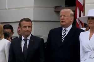 (VIDEO) MAKRONOVI STIGLI U BELU KUĆU: Američki predsednik zahvalio francuskom na podršci u Siriji, a evo šta su Trampovi dobili na poklon