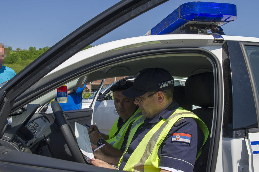 SABORAŠI, OPREZ: Pojačane policijske kontrole vozača u Guči zbog alkohola