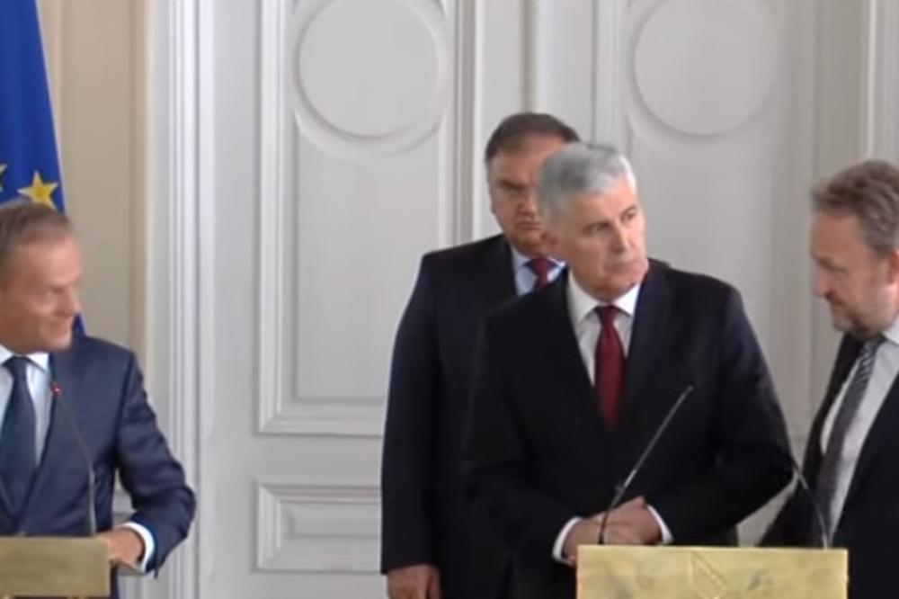 (VIDEO) JAVNI INCIDENT ČELNIKA BiH U SKOPLJU: Izetbegović i Čović se sporečkali pred Donaldom Tuskom