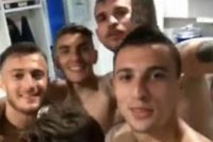(VIDEO) NARODNJACI NA ČIZMI: Fudbaleri Empolija proslavili ulazak u Seriju A uz hit ŠABANA ŠAULIĆA!