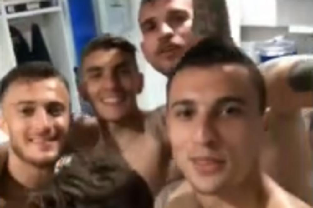 (VIDEO) NARODNJACI NA ČIZMI: Fudbaleri Empolija proslavili ulazak u Seriju A uz hit ŠABANA ŠAULIĆA!