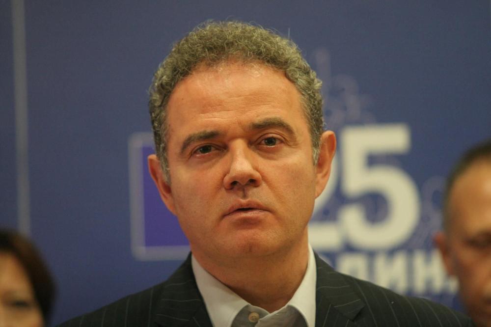 IZBORI ZA PREDSEDNIKA DS: Zoran Lutovac kandidat za lidera demokrata