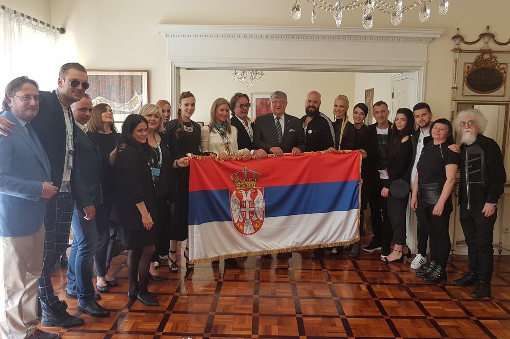 SANJA ILIĆ U GOSTIMA KOD OLIVERA ANTIĆA: Ambasador Srbije podržao Balkaniku