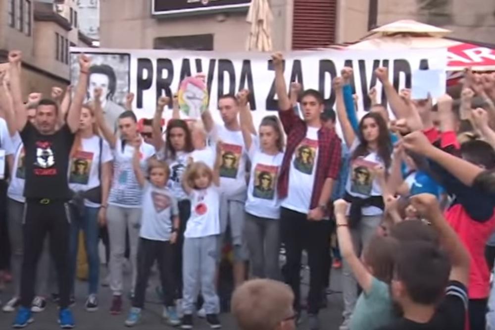(VIDEO) PROTESTI: Traže istinu o ubistvu Davida Dragičevića, pokretu se priključio i Rambo Amadeus