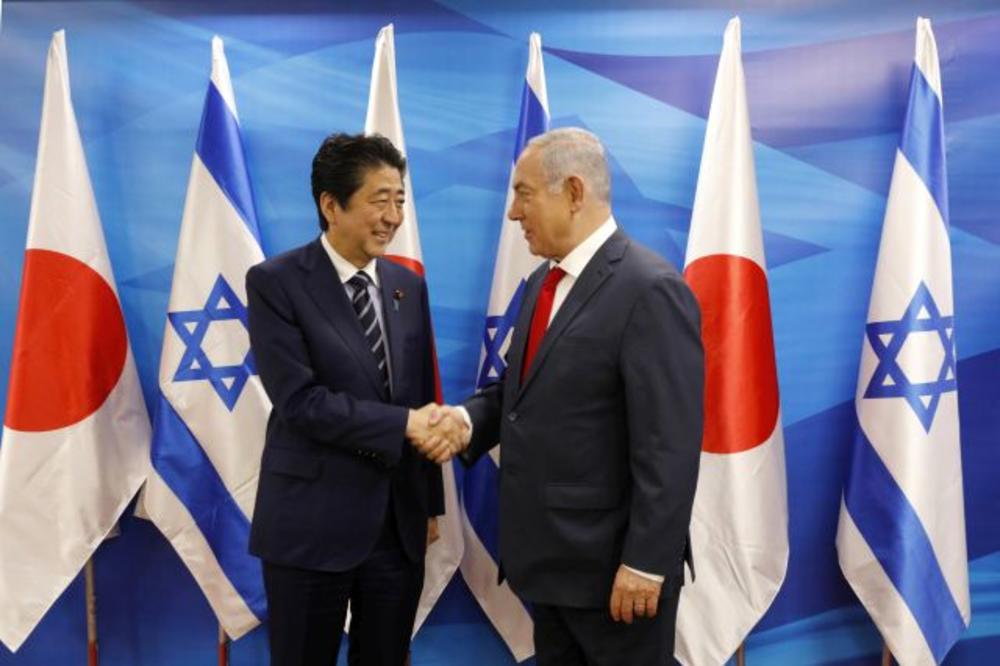 (FOTO) SKANDALOZNI DEZERT: Kako su Izraelci uvredili japanskog premijera?