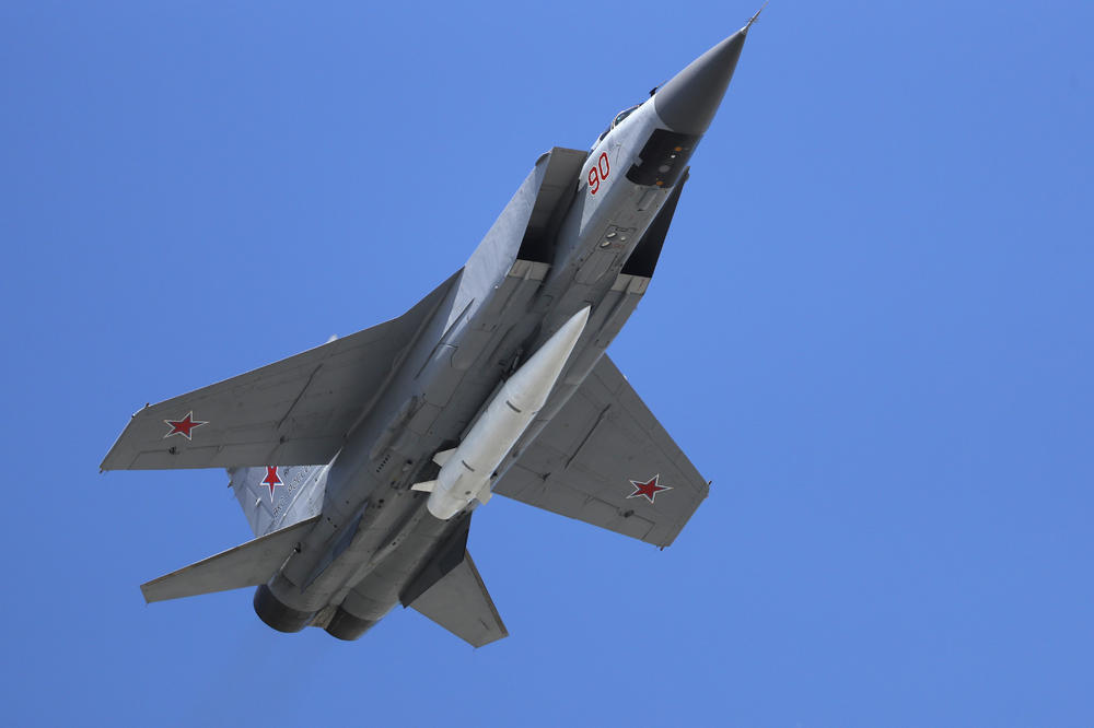 NOVA RUSKA ODBRANA: Za čuvanje granica dovoljno 100 aviona i jedna raketa (VIDEO)
