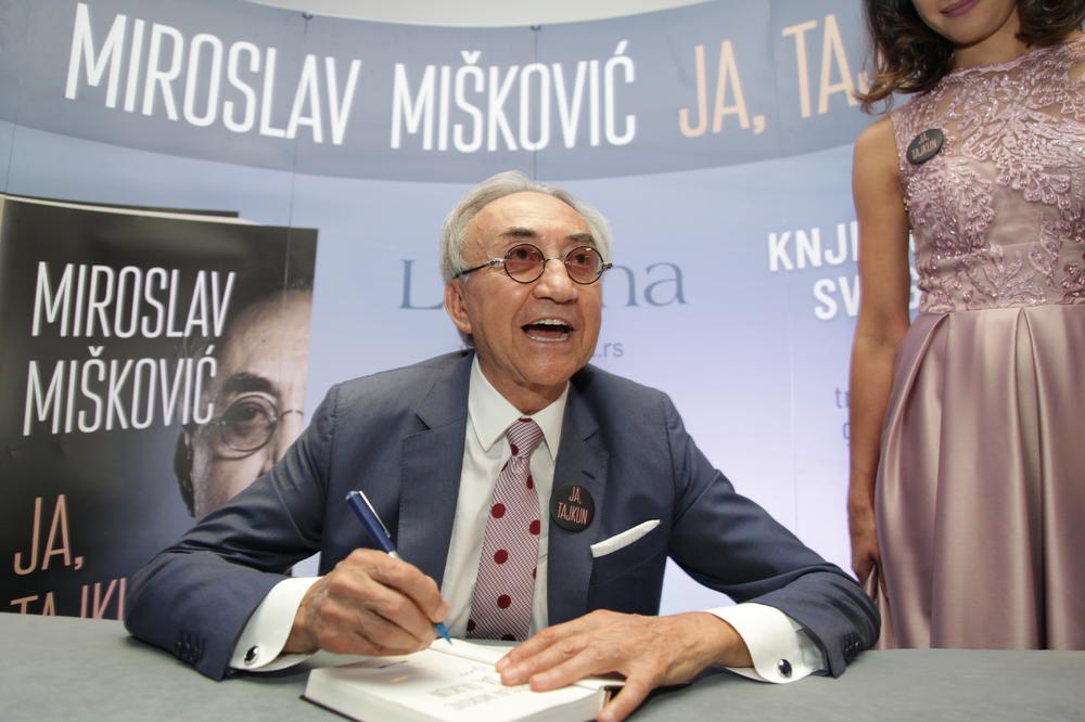 (FOTO) NAJBOGATIJI SRPSKI PISAC PREDSTAVIO PRVO DELO Mišković: Knjiga mi je za Nobela!