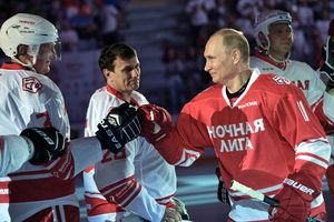 DOMINACIJA RUSKOG PREDSEDNIKA: Putin postigao pet golova u hokejaškom meču! (VIDEO)
