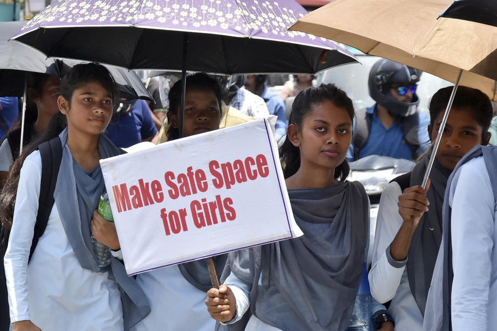 HOROR U INDIJI NE PRESTAJE: Treća devojka silovana i spaljena za nedelju dana (FOTO)