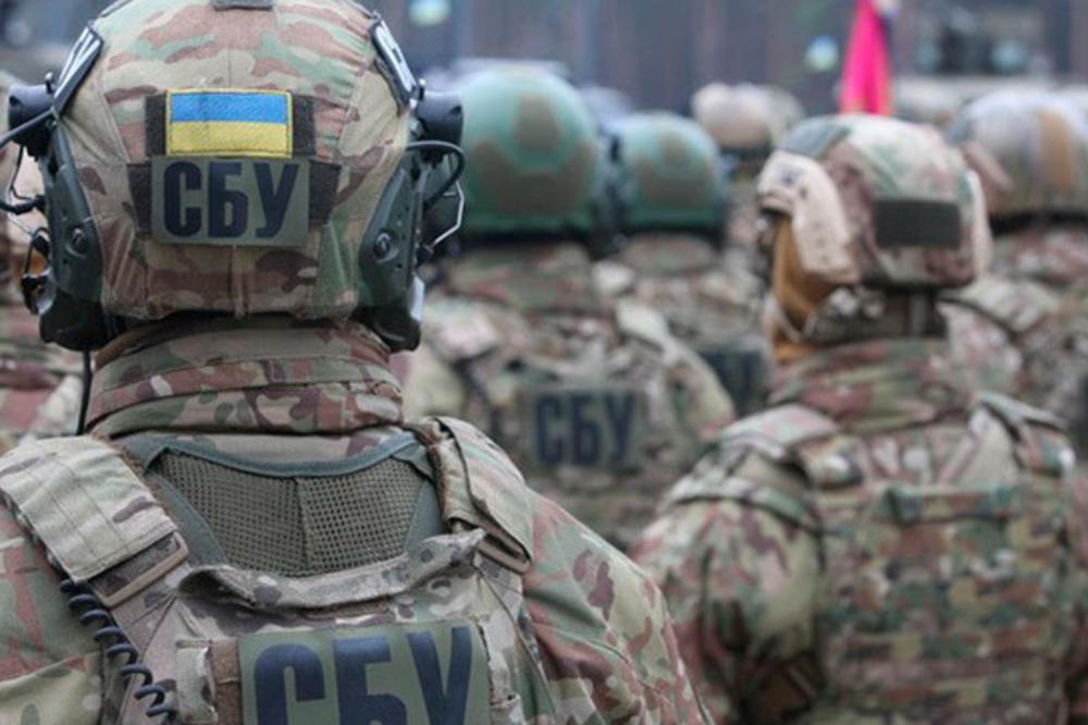 NASILJE PROTIV MEDIJA: Ukrajinski bezbednjaci upali u kancelarije RIA Novosti i RT u Kijevu i izvršili raciju!