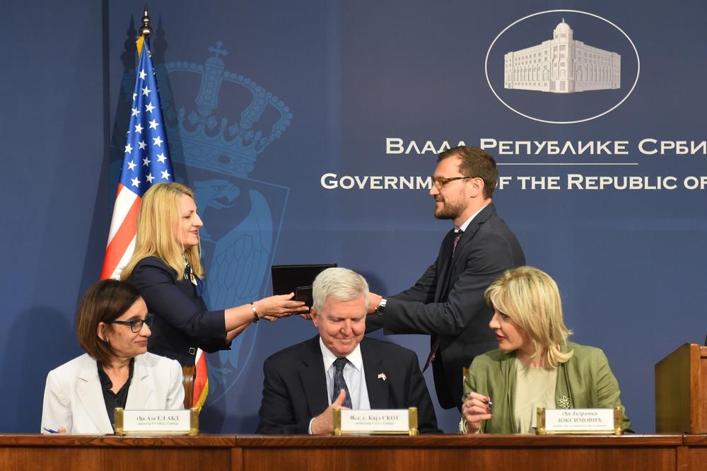 DONACIJA VLADE SAD: Srbiji još 22 miliona dolara bespovratne pomoći (FOTO)