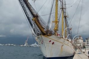 DRAMA NA MORU, ILI ŠKOLSKA VEŽBA? Crnogorskom ratnom brodu nepoznato plovilo prišlo na PRETEĆU blizinu!