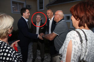 OPOZICIJA OGORČENA: Bivši gradonačelnik Podgorice Mugoša, optužen da je pokrao milione evra, pojavio se u kampanji DPS-a!