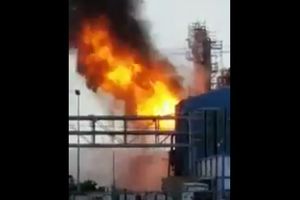 KATASTROFA U TEKSASU: Eksplozija u hemijskom postrojenju, bukti požar, desetine povređenih!