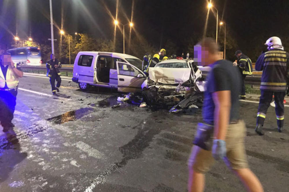 STRAVIČAN UDES KOD KULE GENEKS: Taksista vozio u kontra smeru, pa se zakucao u kombi i na mestu poginuo! Još 6 povređenih!