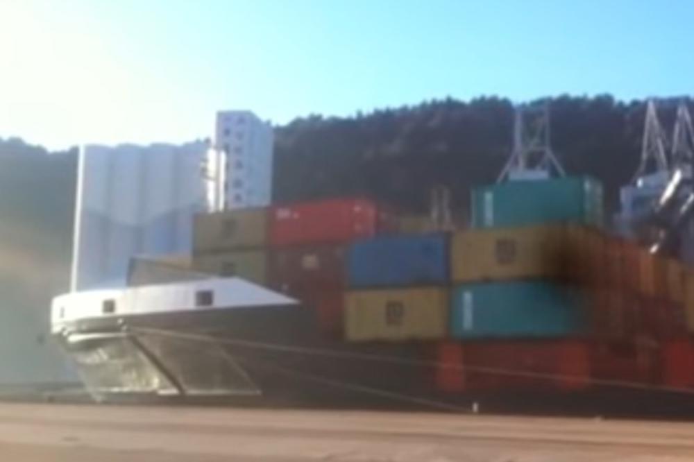 U BAR UPLOVILE KOKAINSKE BANANE: Carinici na brodu iz Ekvadora otkrili kontejner za voće pun droge!