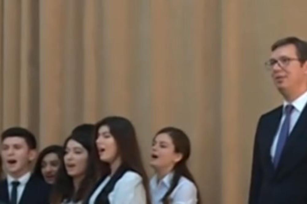 BOŽE PRAVDE ZA VUČIĆA U AZERBEJDŽANU: Predsedniku pevali srpsku himnu, ali onda se desila ova greška... (VIDEO)