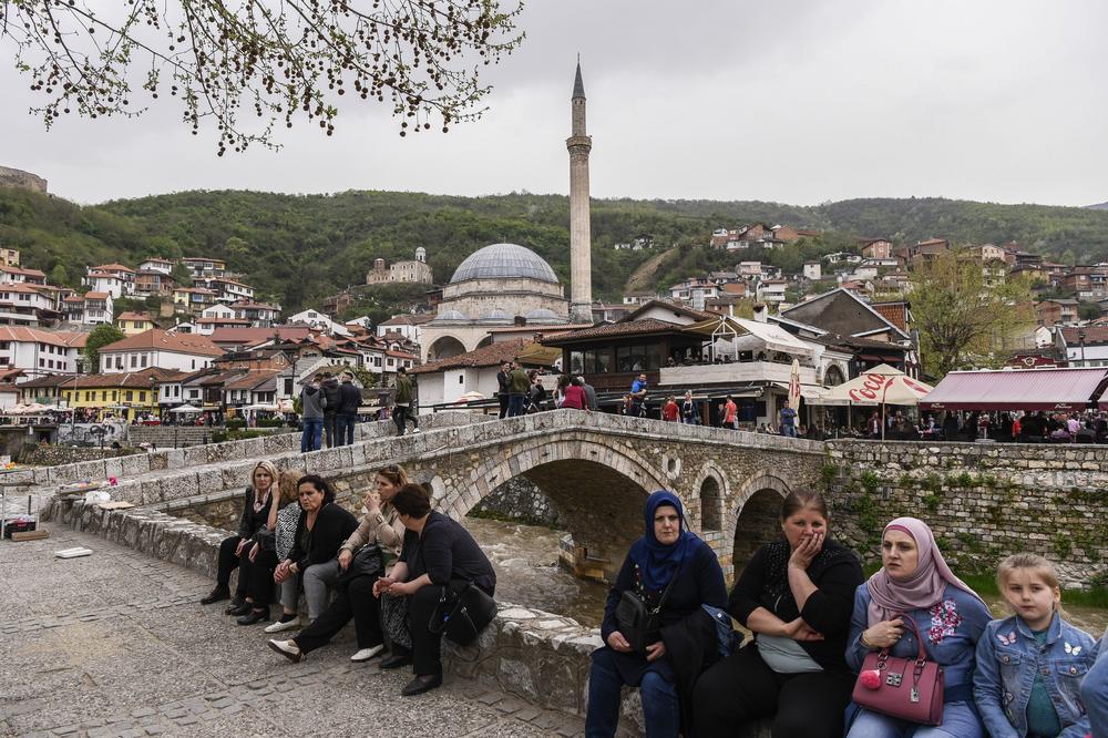 ALBANCI PREKRAJAJU ISTORIJU NA KOSOVU: Proglasili Prizren za svoj istorijski centar, a evo šta planiraju sa pravoslavnim crkvama