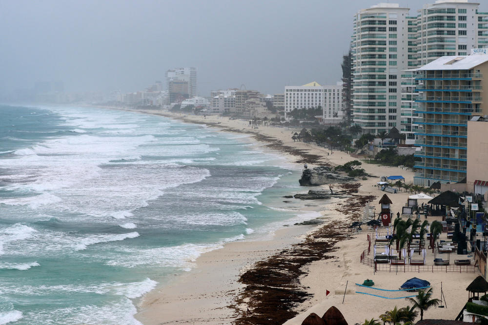 FLORIDA SE SPREMA ZA UDAR: Proglašeno vanredno stanje zbog oluje Alberto, strahuje se od tornada i poplava (VIDEO)