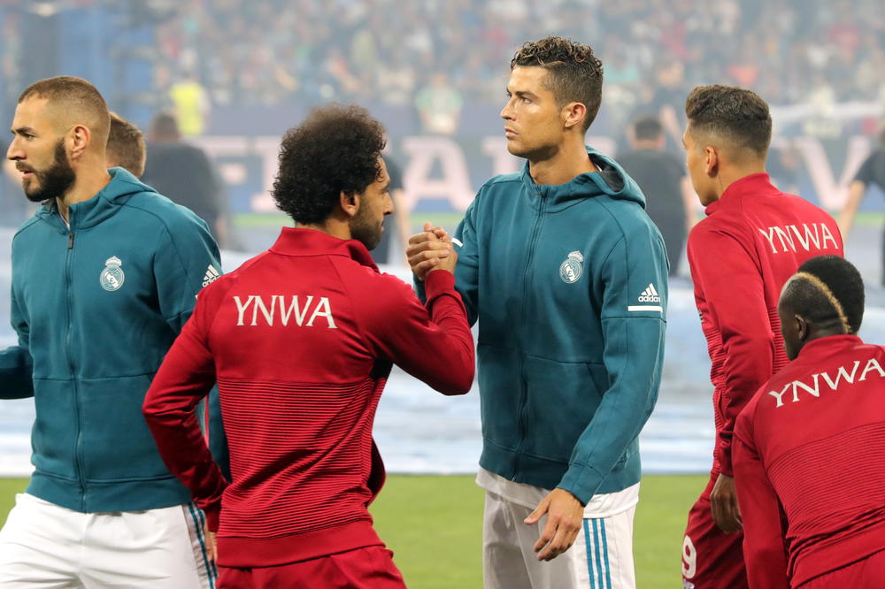 FOTOGRAFIJA KOJA JE ZAPALILA INTERNET: Bliski susret Ronalda i Salaha pred finale Lige šampiona (VIDEO)