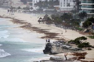 ALBERTO PRESTRAVIO AMERIKU: Superoluja približava se obalama SAD! Florida, Alabama i Misisipi proglasili  vanredno stanje! (FOTO)