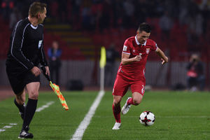 SPREMAN ZA ČILE: Pogledajte kako se fudbaler Srbije priprema za izlazak na teren stadiona u Gracu (KURIR TV)