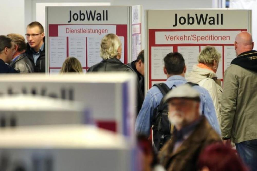 PADA BROJ NEZAPOSLENIH U AUSTRIJI: Bez posla je 2018. godine u proseku bilo 220.100 ljudi!