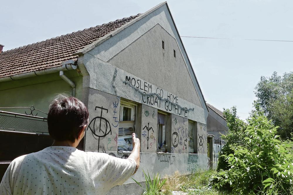 LOBANJE, MAČIJA KOŽA, OBREDI, SVEĆE I MANTRE: Stravični detalji iz života SEKTAŠICA koje su izmasakrirale komšiju kod Zrenjanina (FOTO)