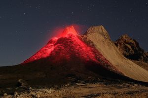 JEDINI ČOVEK KOJI JE UPAO U LAVU I PREŽIVEO: Tajna vulkana Božja planina!